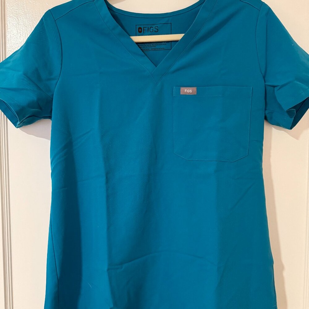 Figs Scrubs Set in Teal in XS